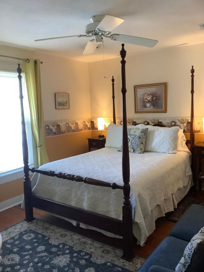 Terrell House Bed and breakfast