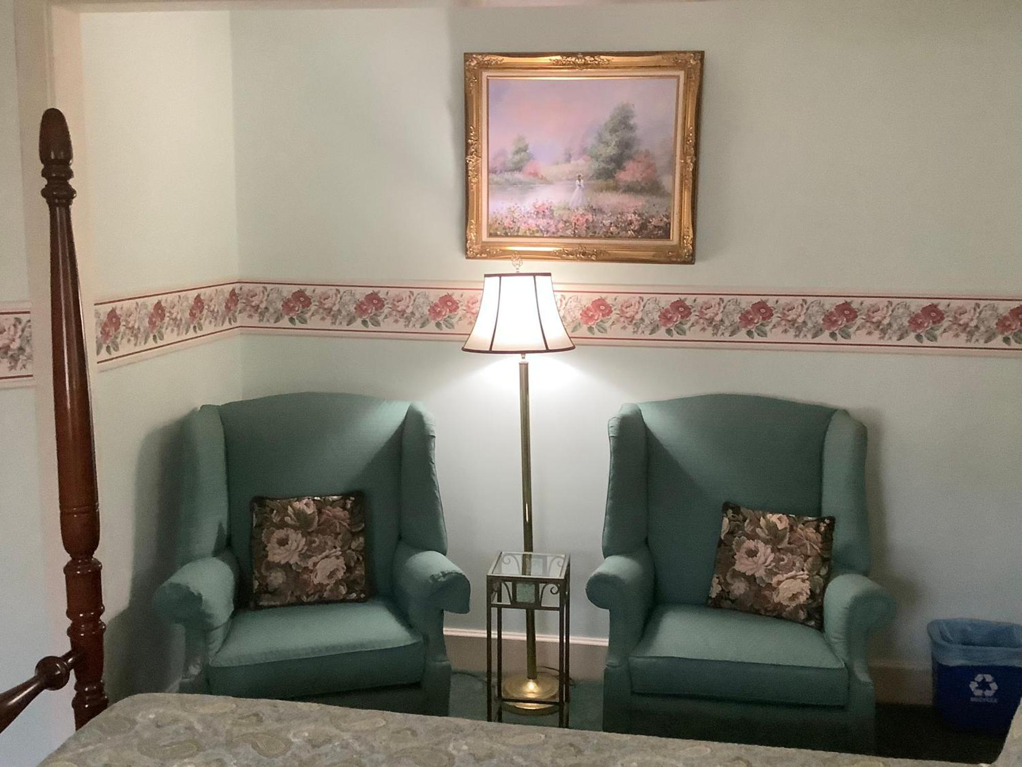 Terrell House 3* Burnsville