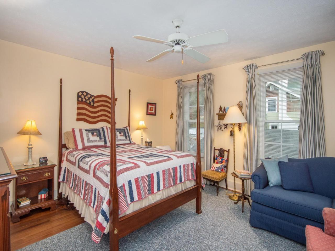 Terrell House 3*